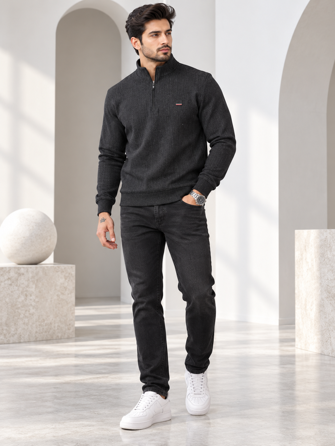 Black Colour Regular Fit Primium Sweatshirt