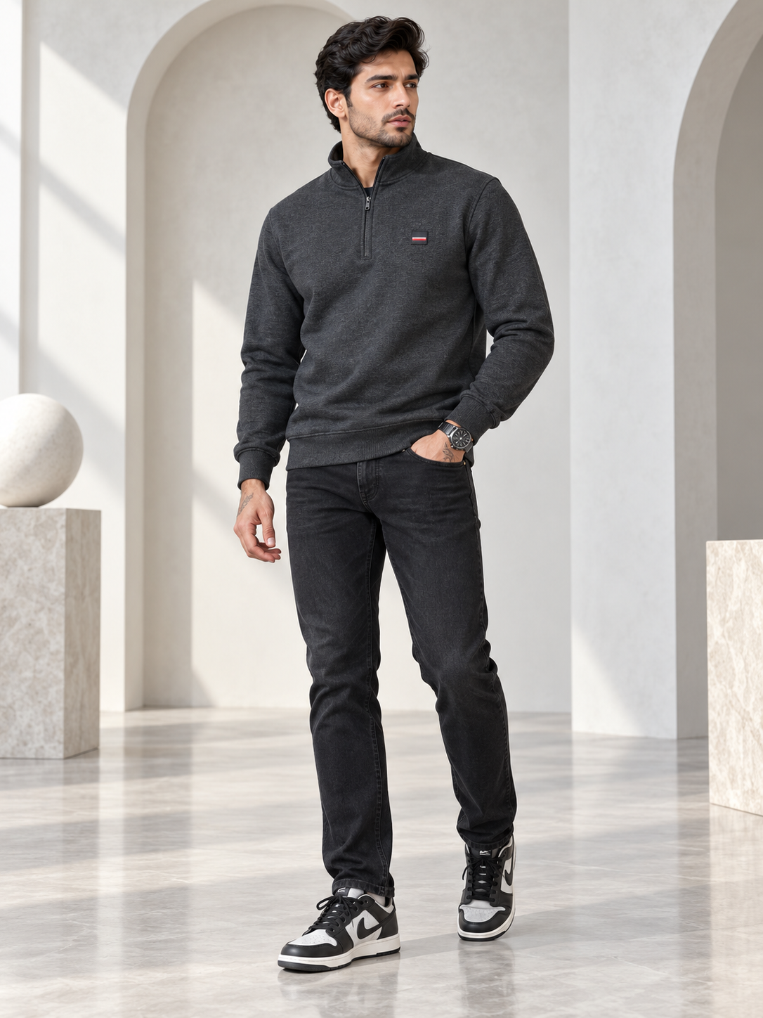 Black Colour Regular Fit Primium Sweatshirt