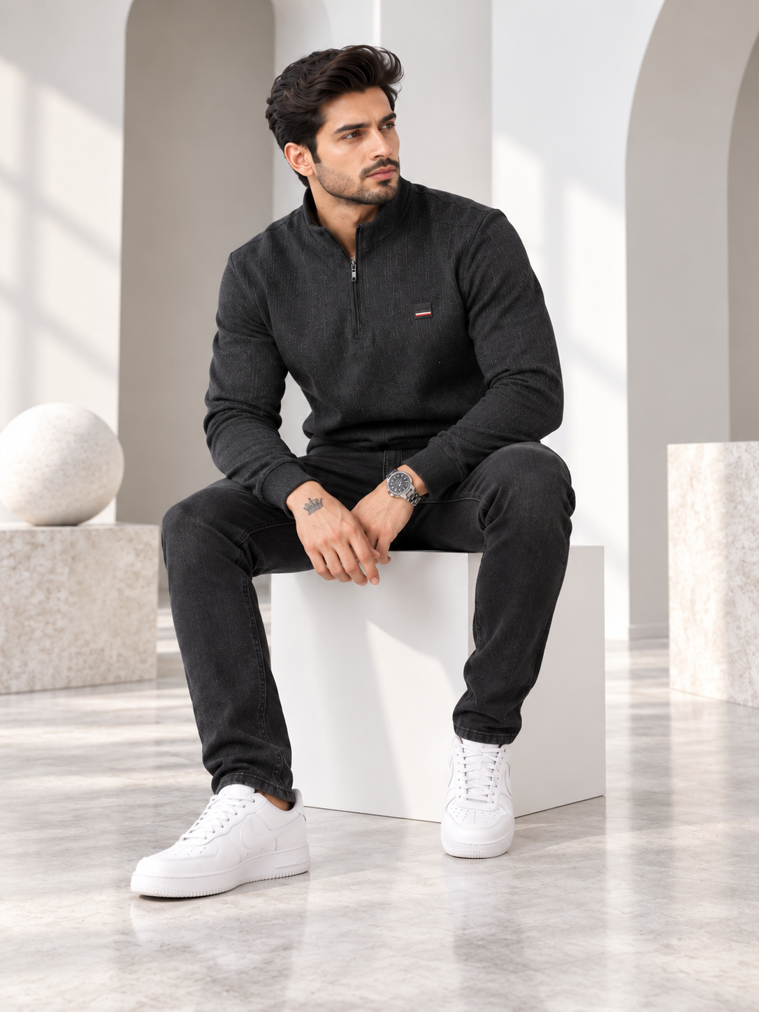 Black Colour Regular Fit Primium Sweatshirt