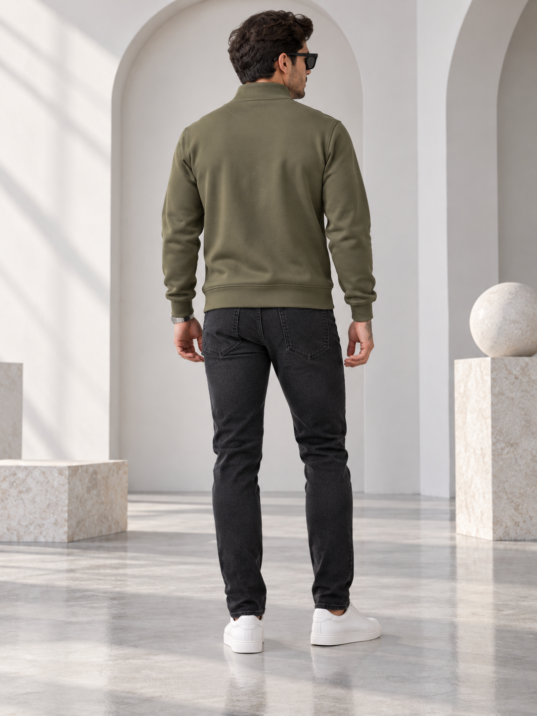 Green Colour Regular Fit Primium Sweatshirt