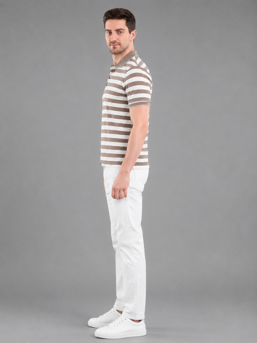 Men Premium Solid Half Sleevs Polo T-Shirt