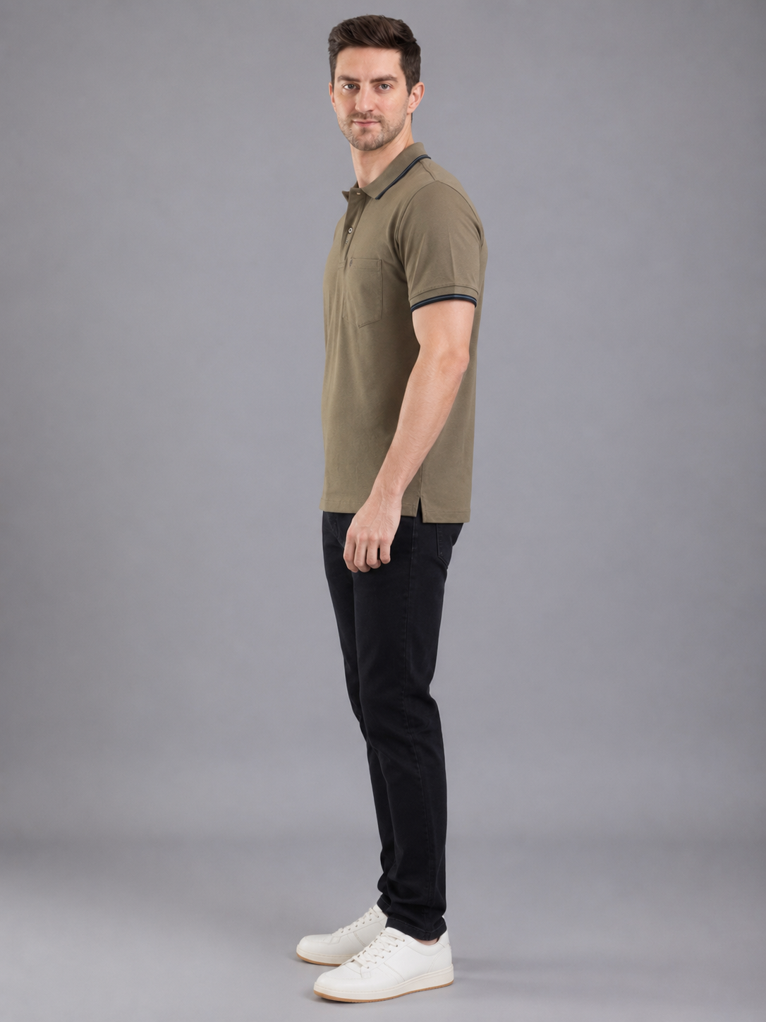 Men Green Colour Premium Solid Polo T-Shirt