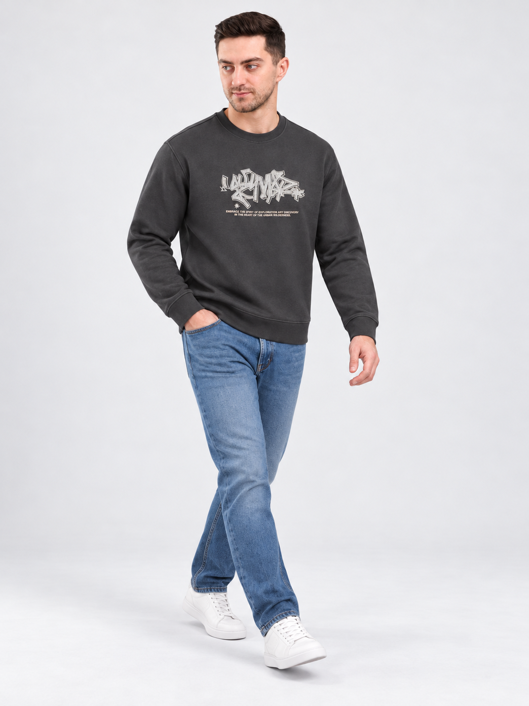 Men's Black Colour Regular Fit Primium Sweatshirt