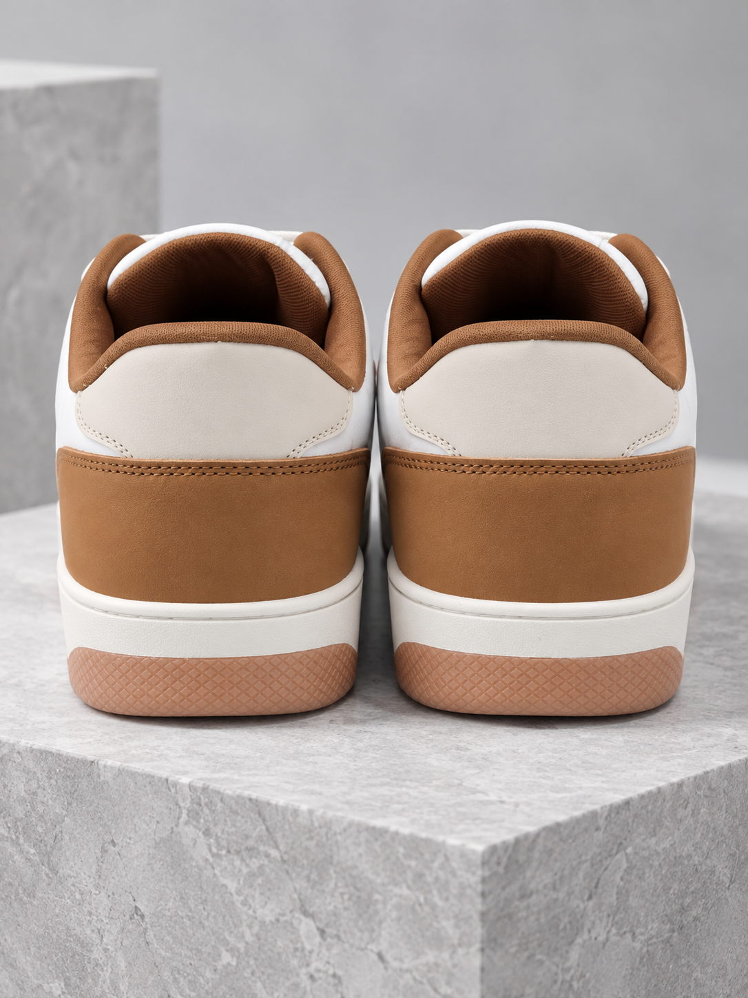 Men's Primum Off White Colour Casual Shose