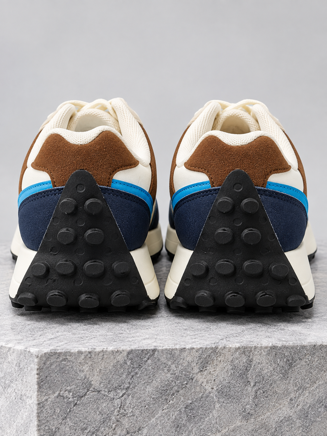 Men's Primum Off White Colour Casual Shose