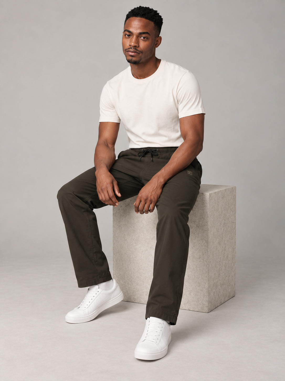 Men Dark Olive Solid Casual Lower