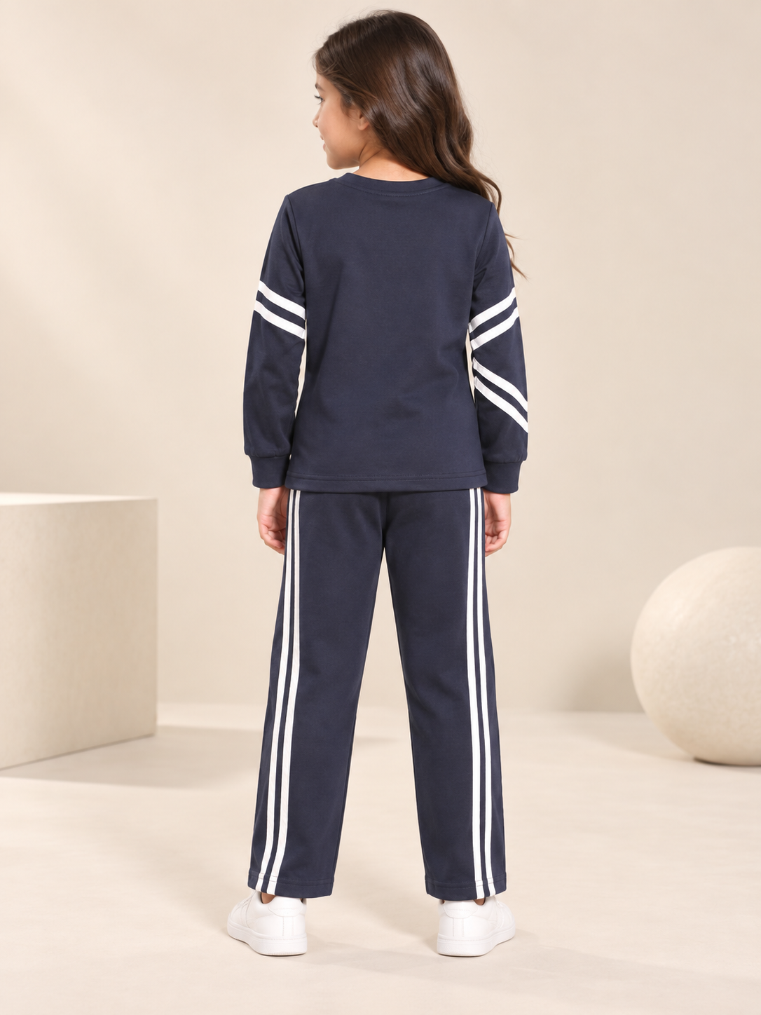 Girl's Stylish Chest Print Round Neck Co-Ord Set