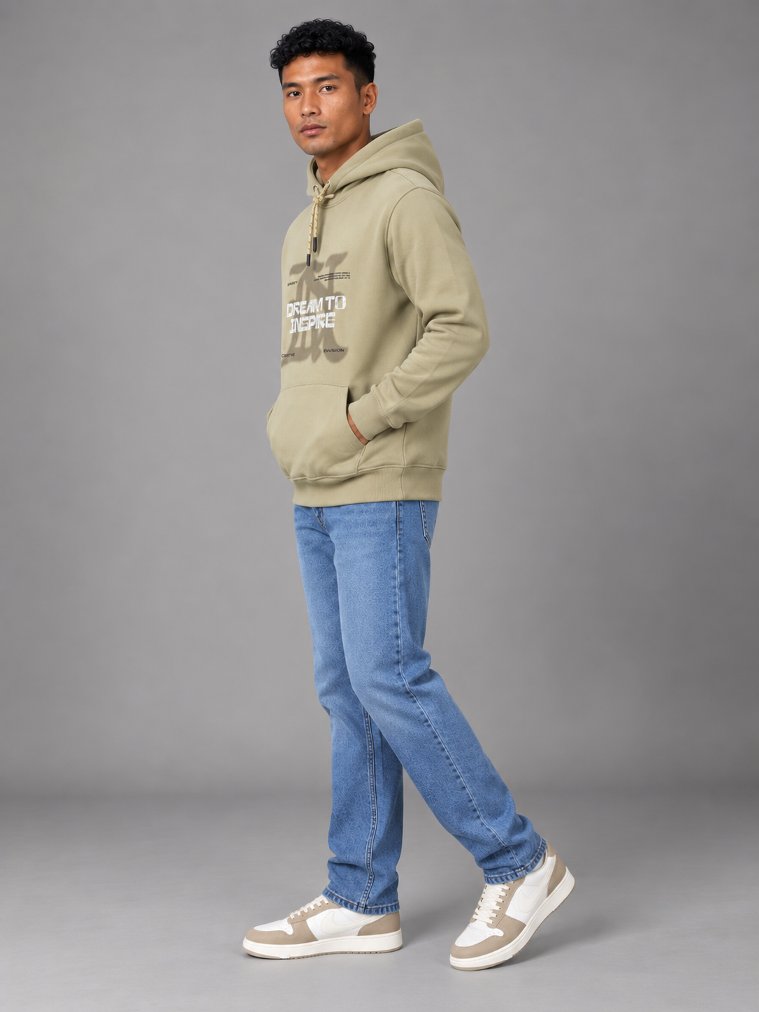 Men's Solid Full Sleeves Front Print Hoody Sweatshirt
