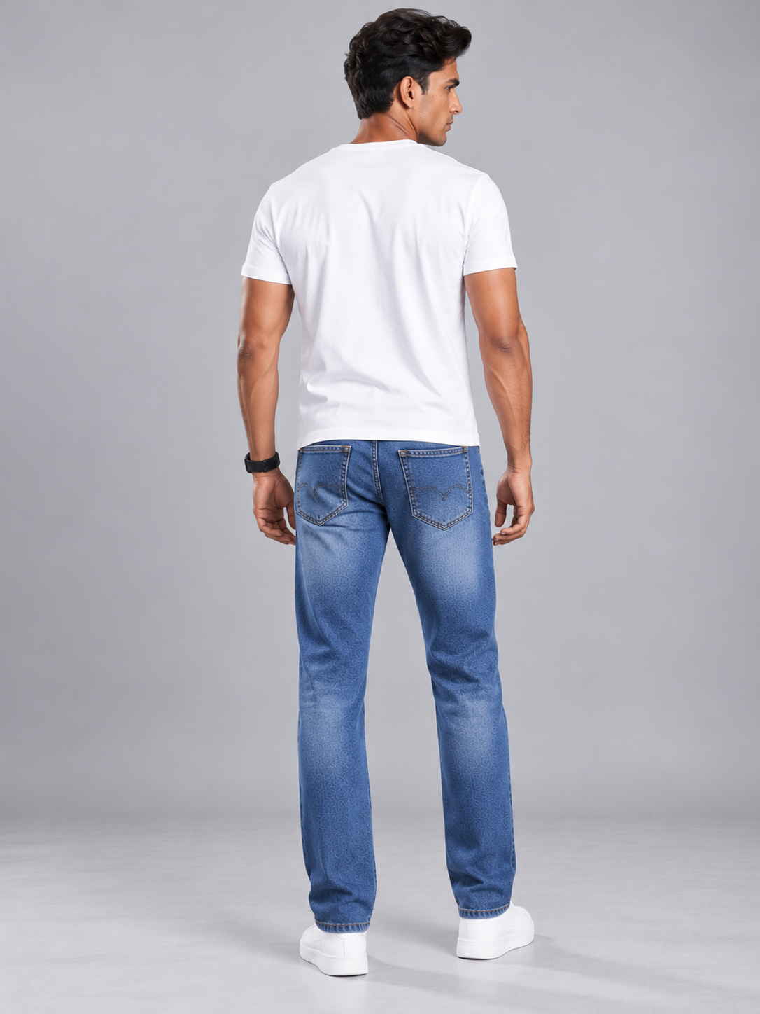 Men Straight Fit Mid Rise Denim Jeans