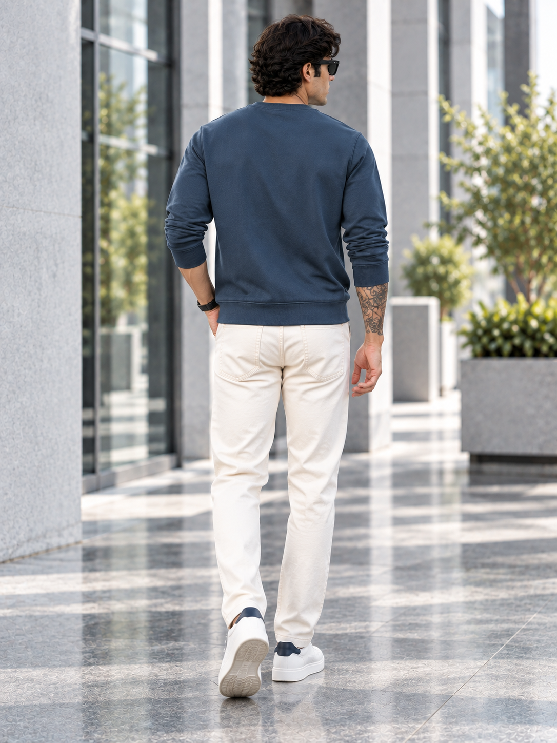 Men’s Solid Round Neck Full Sleeve Sweatshirt