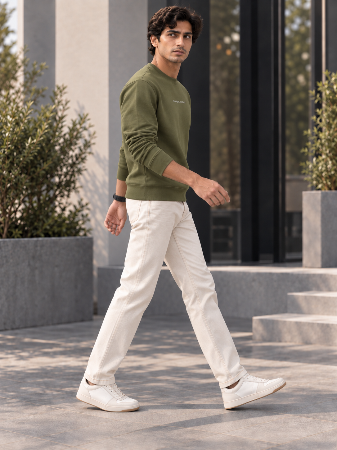 Men’s Solid Round Neck Full Sleeve Sweatshirt