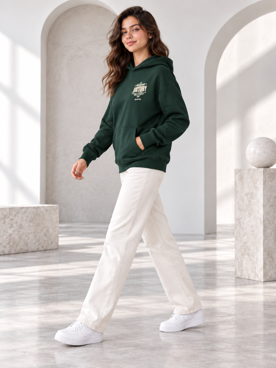 Women’s Primium Sweatshirt Green Colour Wolid Hooded