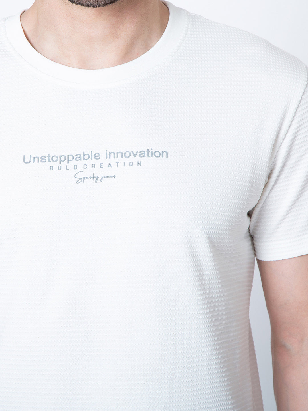 Men  Jaquard White T-Shirt