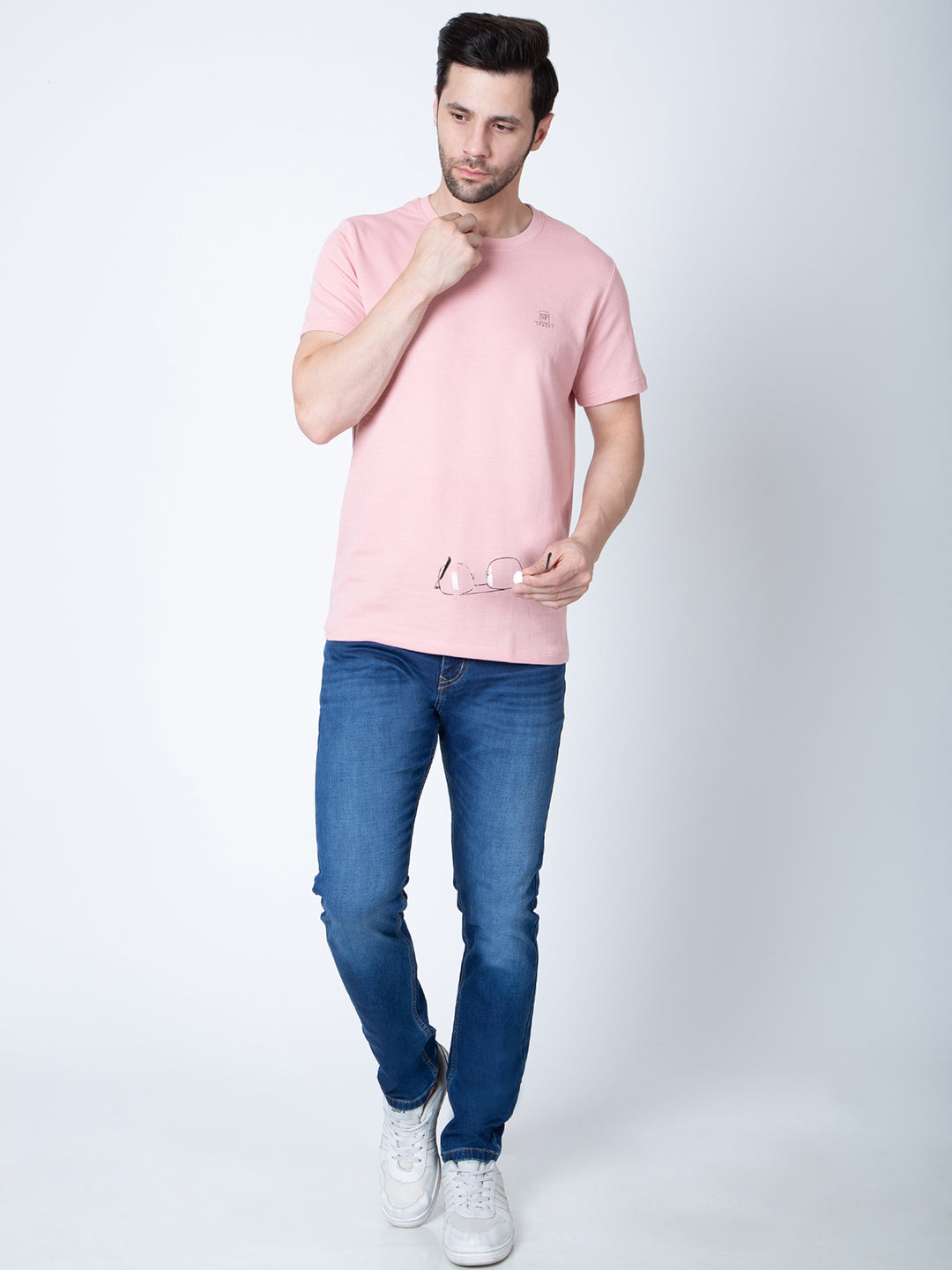 Men Round Neck Pink T-Shirt