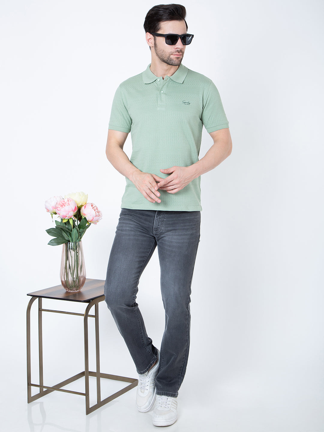 Men Grey Straight Fit Denim