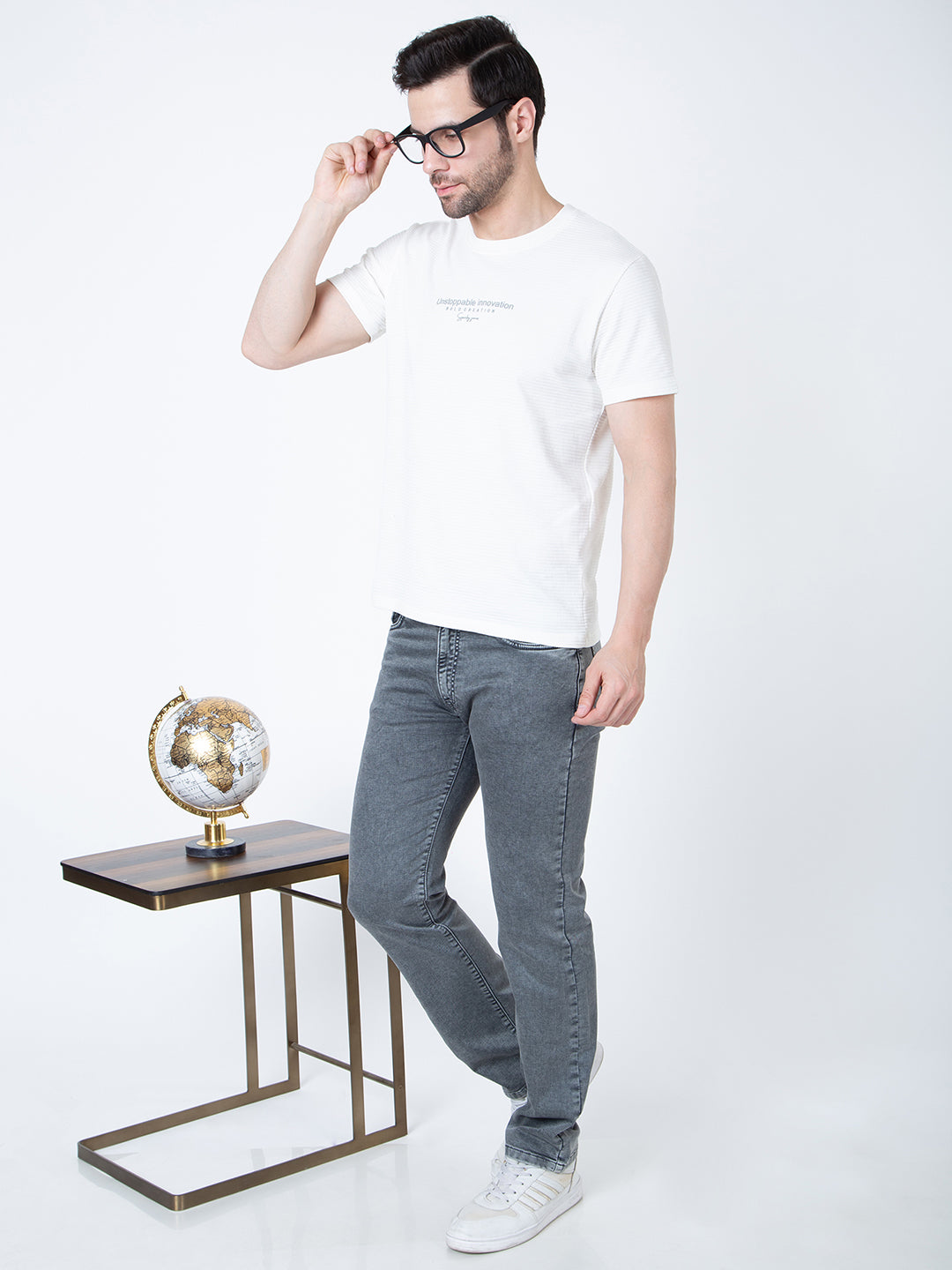 Men Light Grey Straight Fit Denim