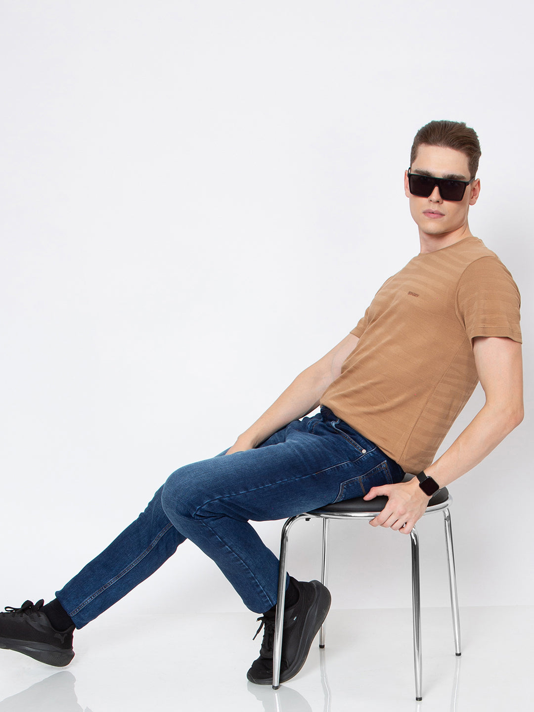 Men Jaquard Round Neck T-Shirt