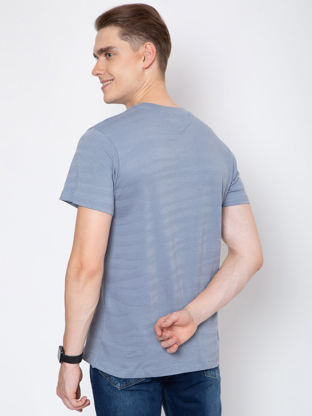 Men Jaquard Round Neck T-Shirt