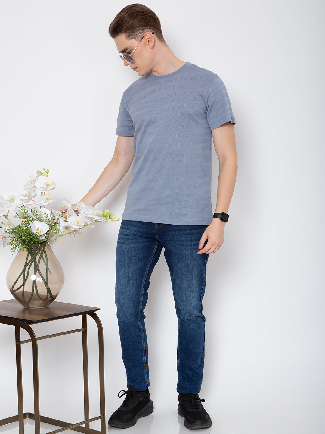 Men Jaquard Round Neck T-Shirt