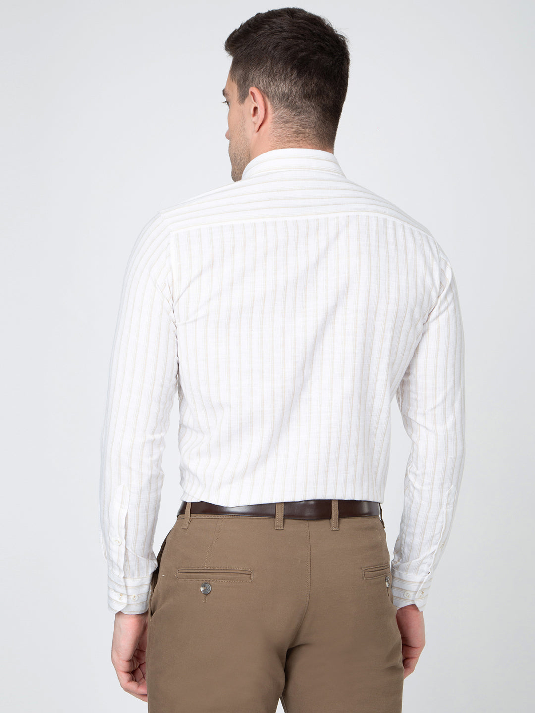 Men Linning Off White Shirt