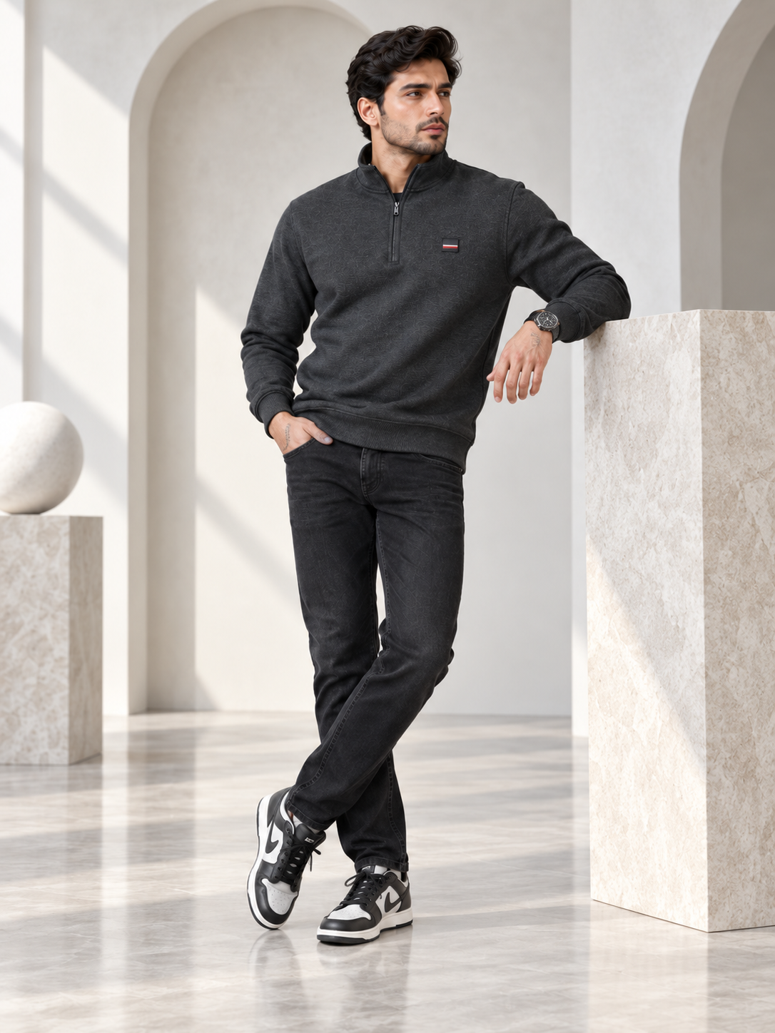 Black Colour Regular Fit  Primium Sweatshirt