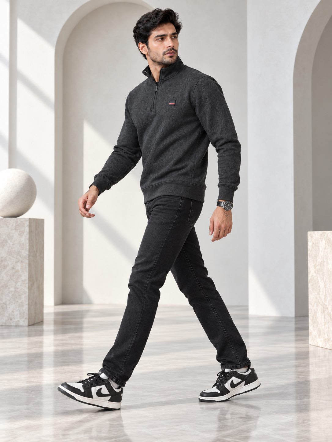Black Colour Regular Fit  Primium Sweatshirt