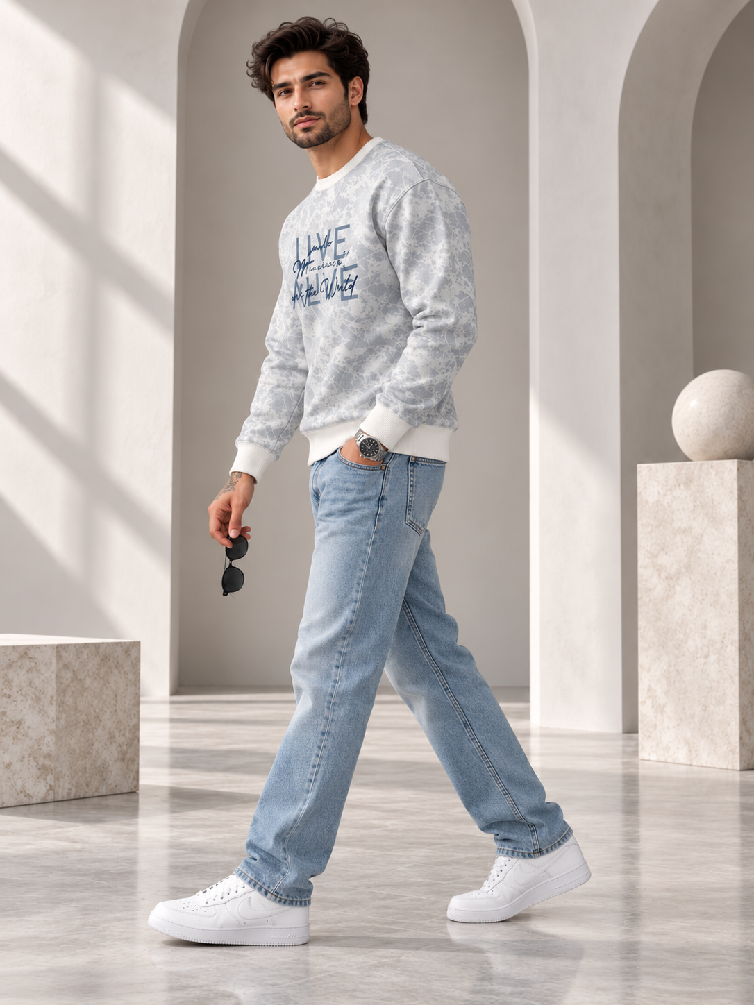 White Colour Regular Fit  Primium Sweatshirt