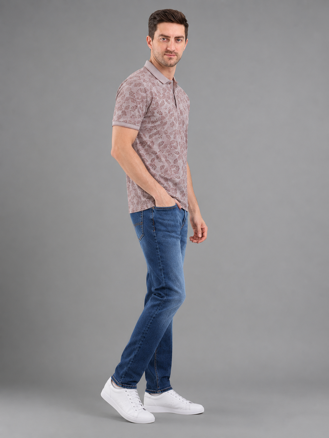 Men Pink Color Solid Printed Polo T-Shirt