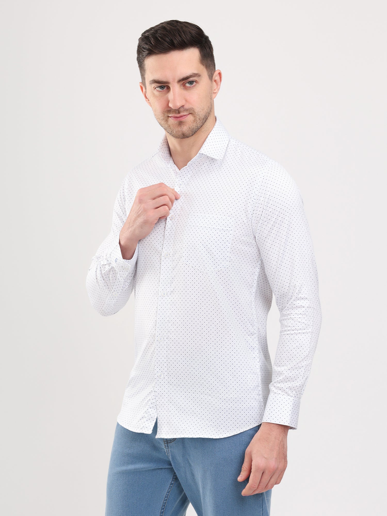 Men White classic and formal shirt