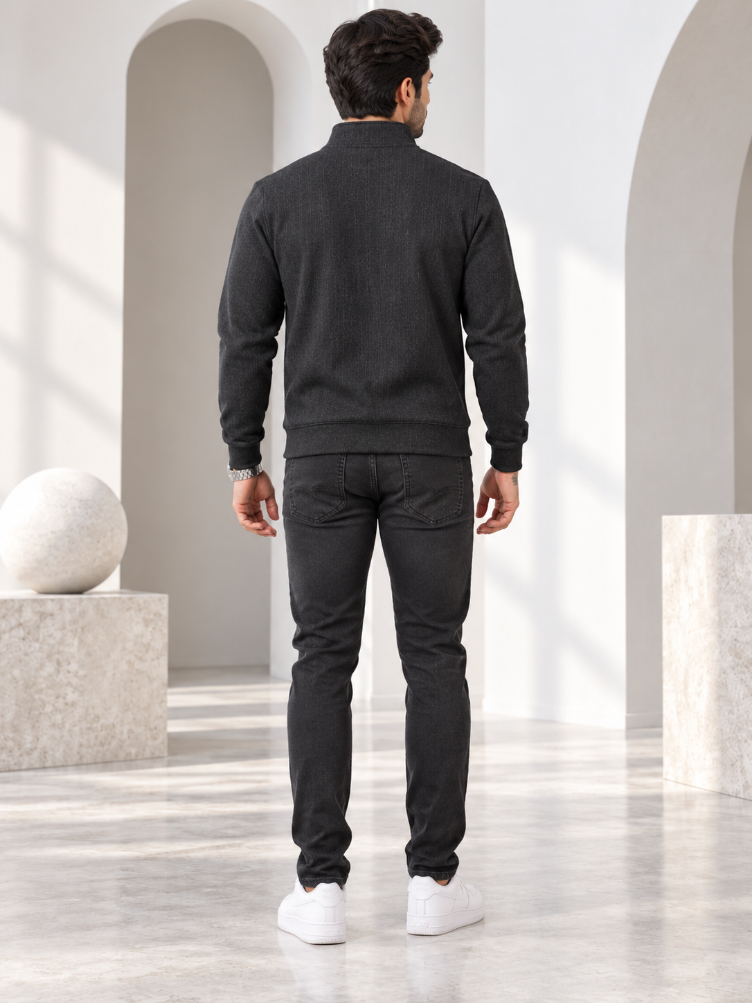Black Colour Regular Fit  Primium Sweatshirt
