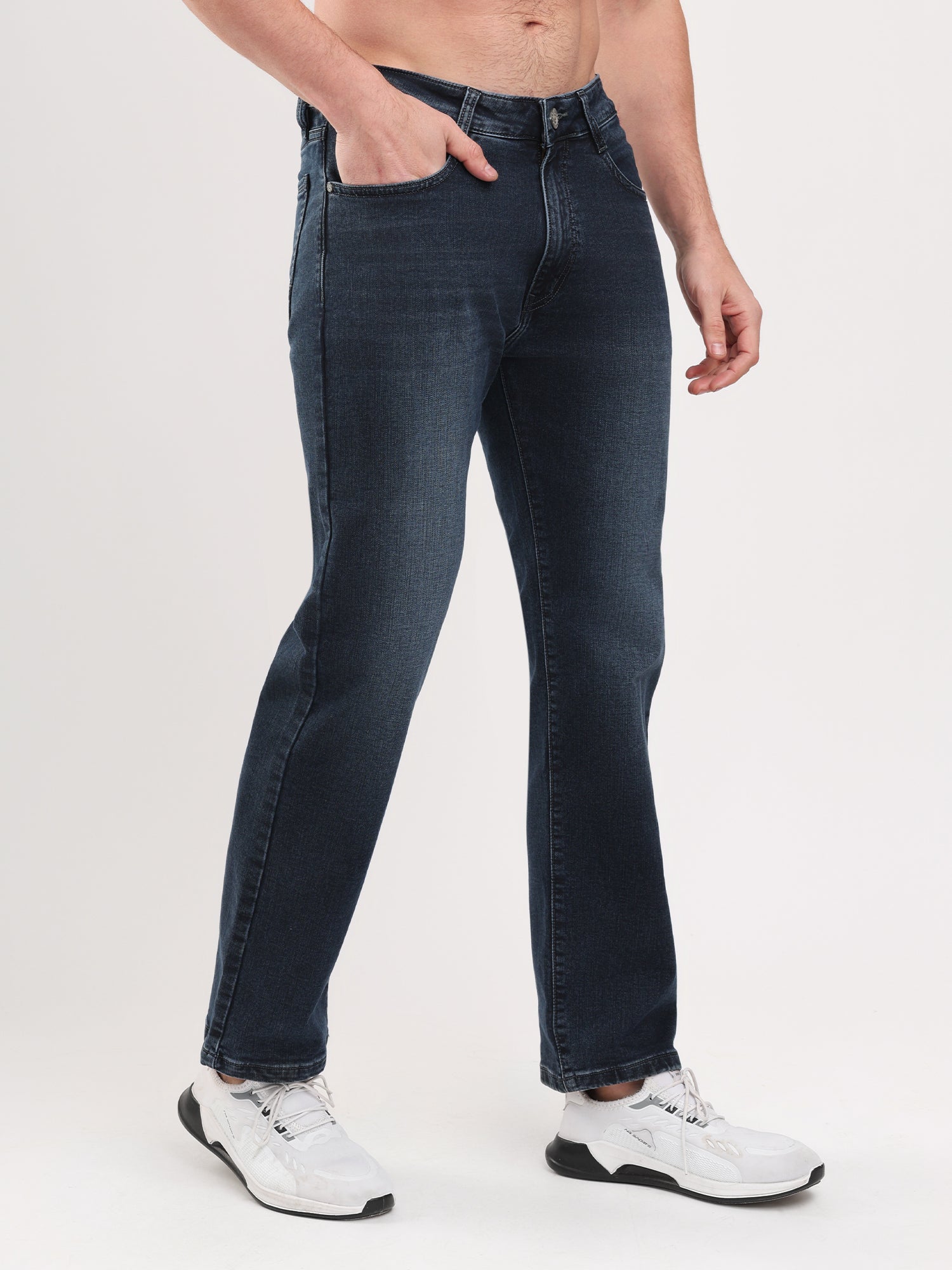 Men Blue Straight Fit Fit Denim
