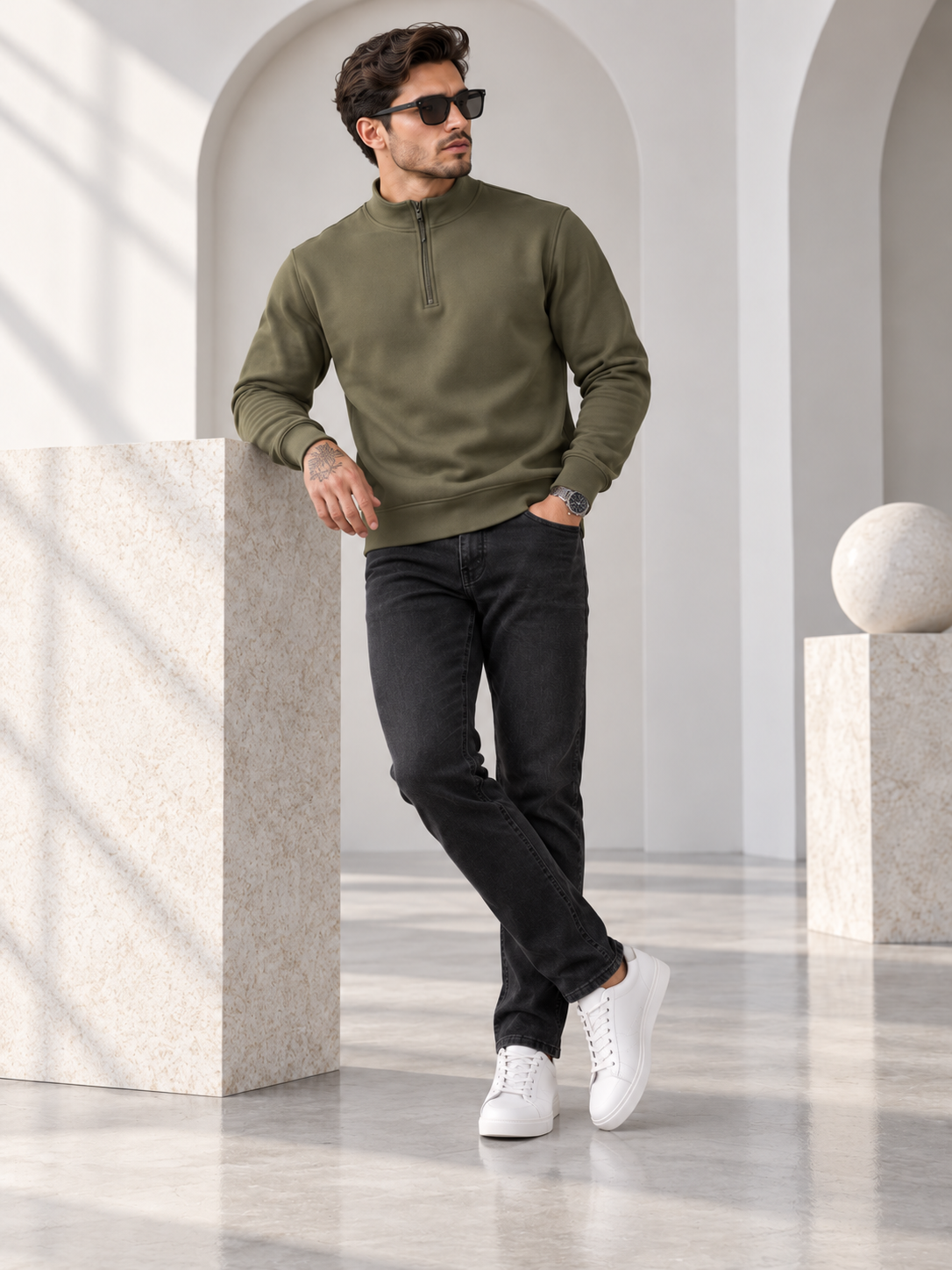 Green Colour Regular Fit  Primium Sweatshirt