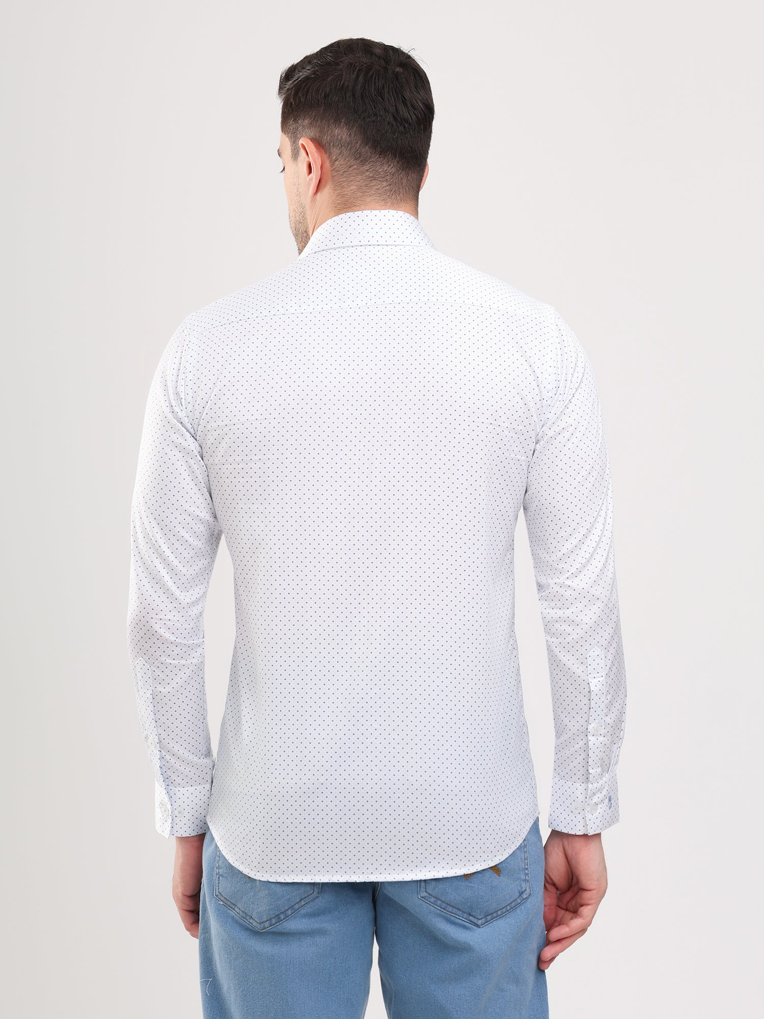 Men White classic and formal shirt