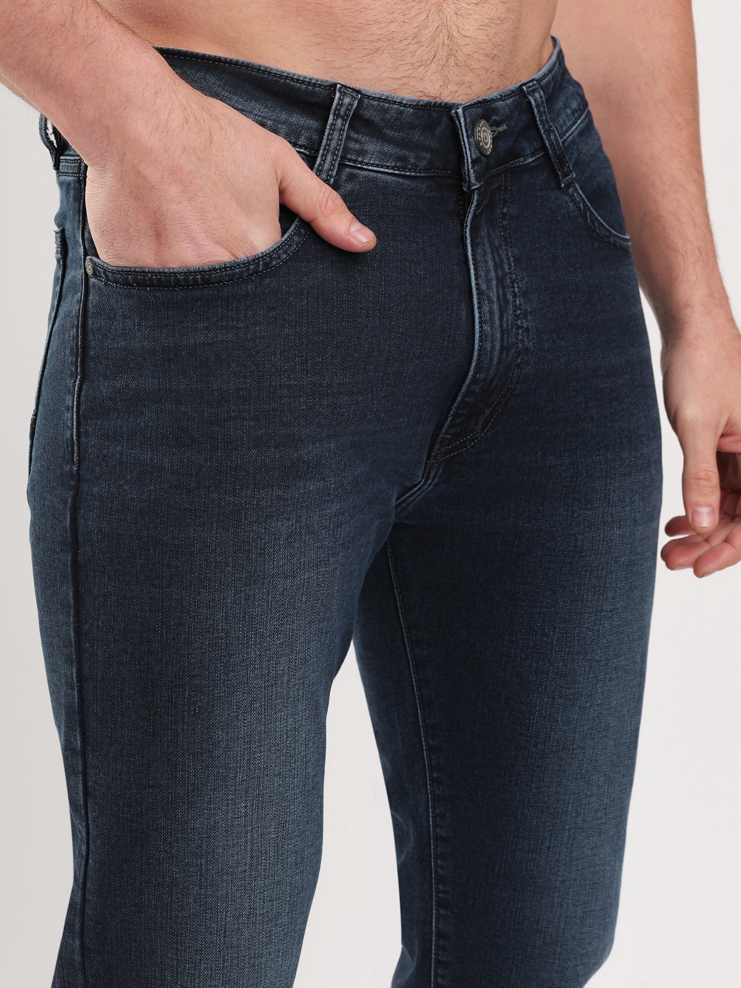 Men Blue Straight Fit Fit Denim