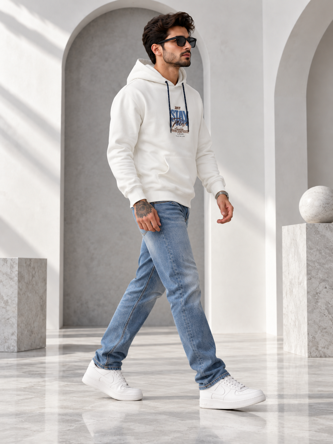 White Colour Regular Fit  Primium Hooded Sweatshirt