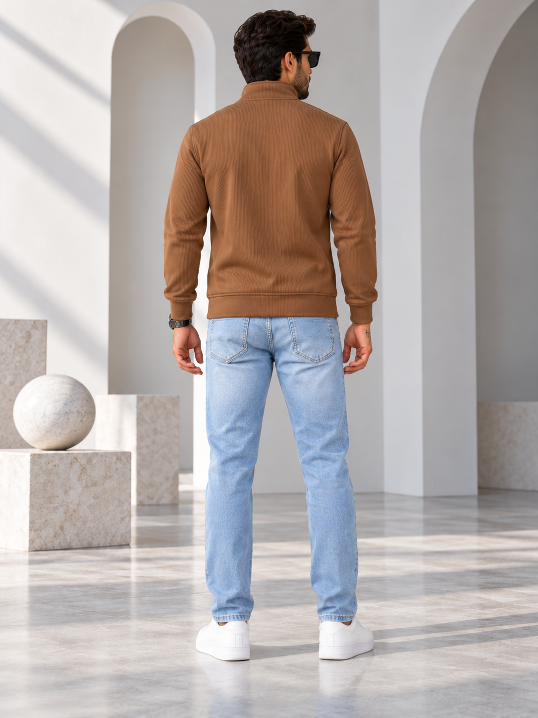 Men's Brown Solid Full Sleeves Sweatshirt