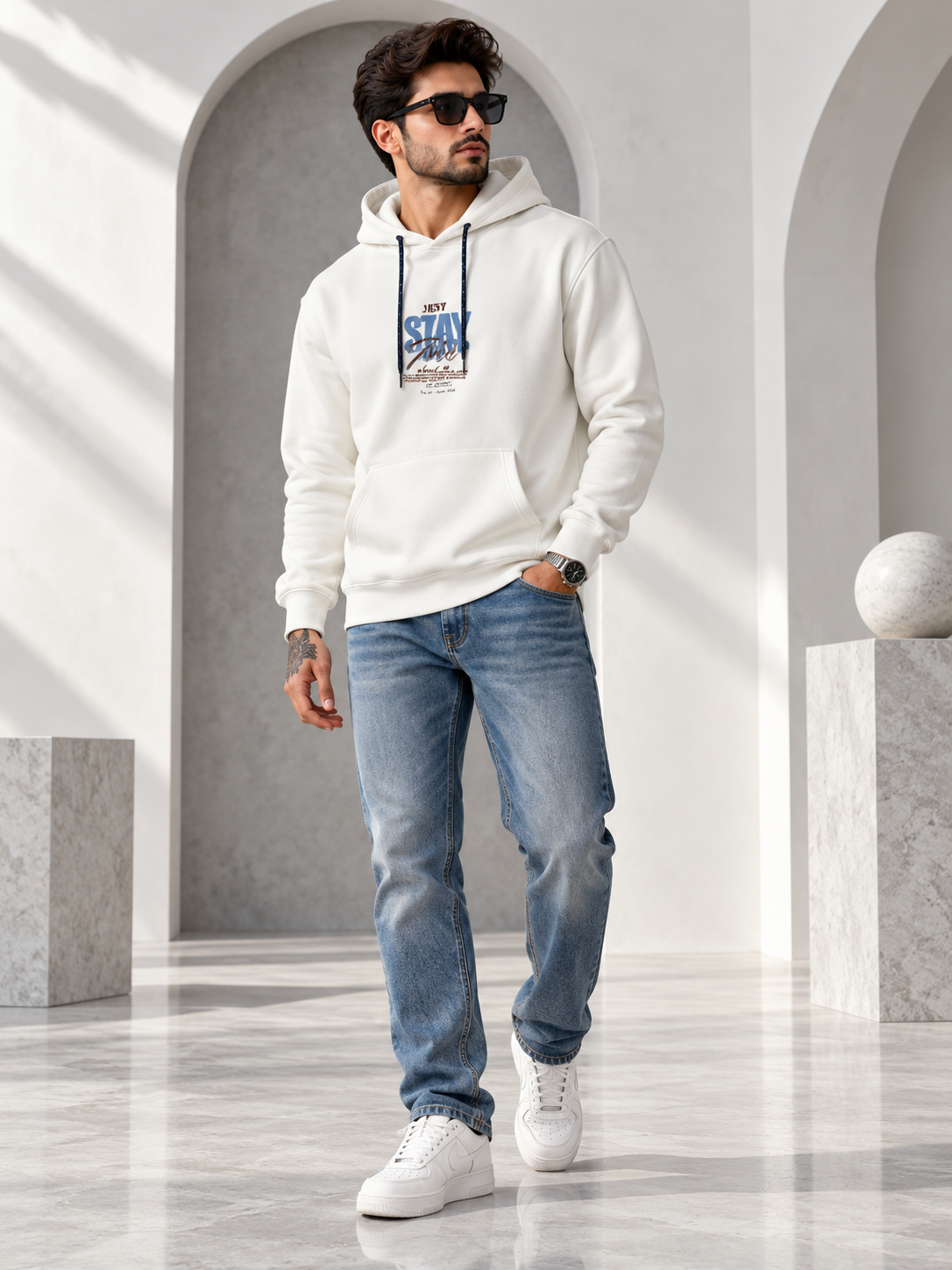 White Colour Regular Fit  Primium Hooded Sweatshirt