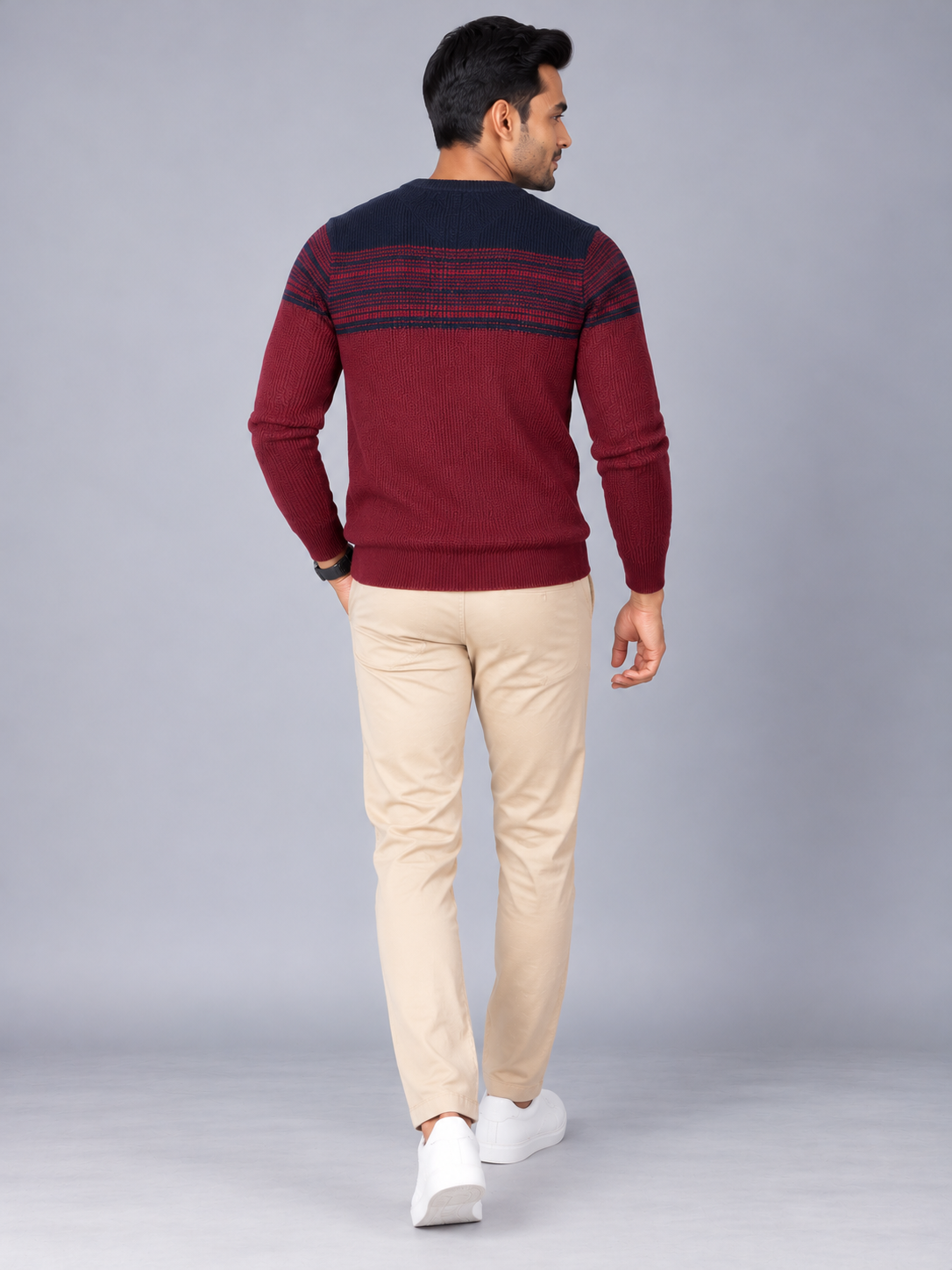 Men Solid Round Neck Full Sleeve Sweater