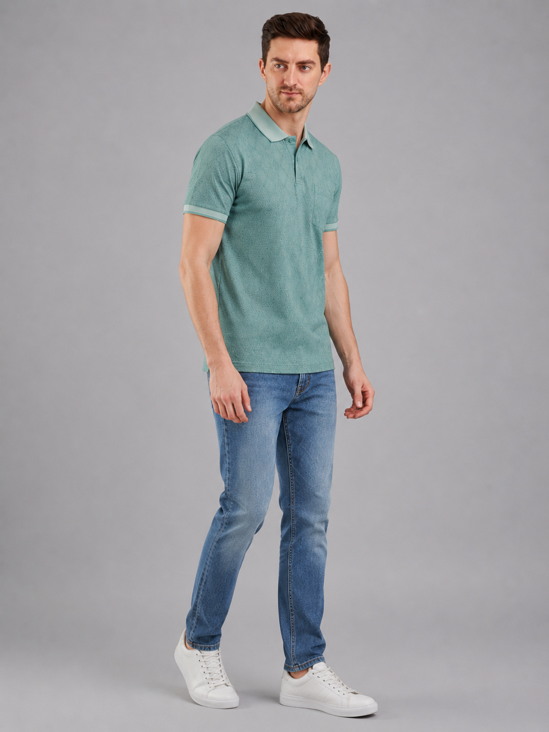 Men Green Color Solid Polo T-Shirt