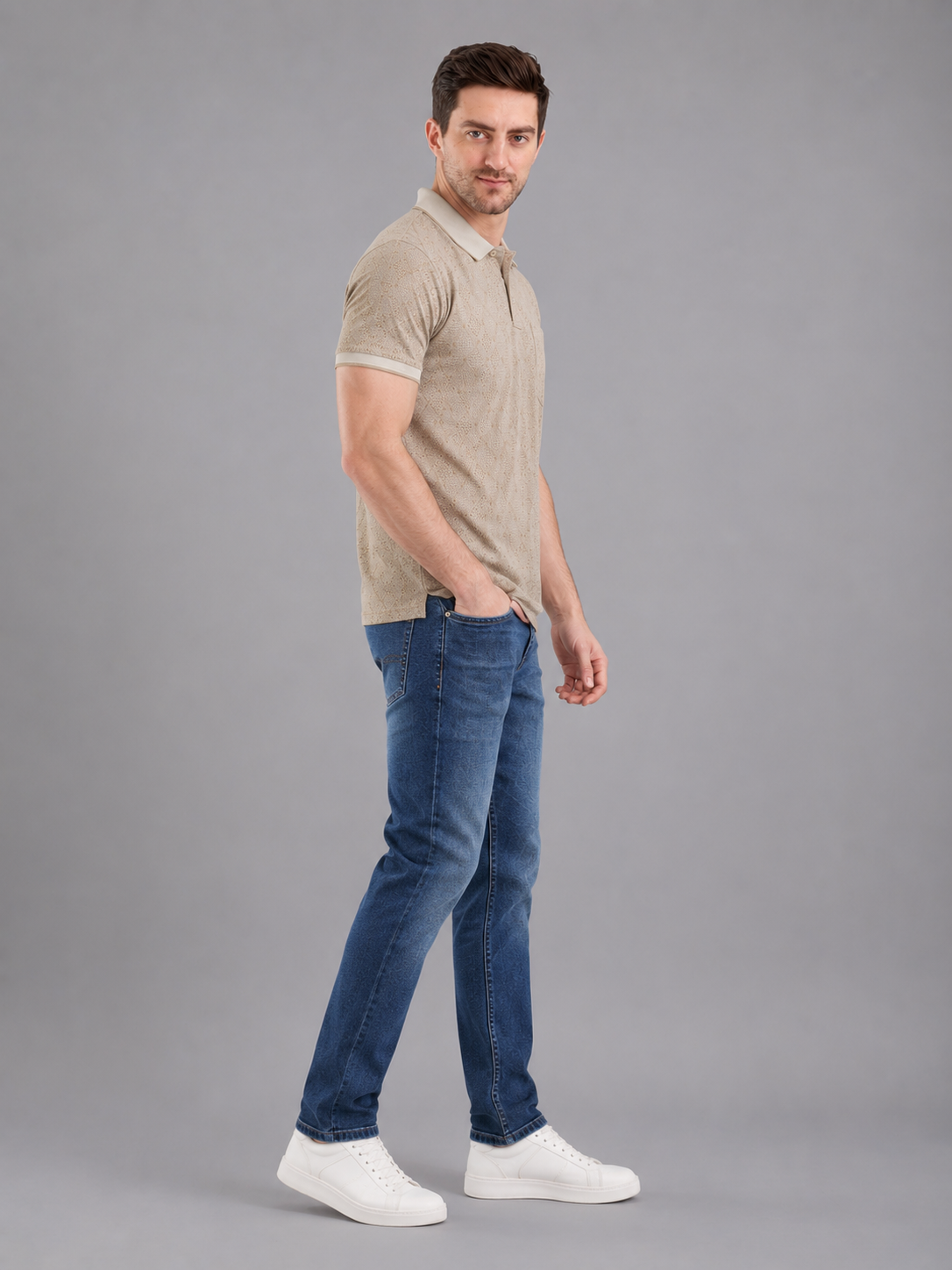 Men Beige Color Solid Polo T-Shirt