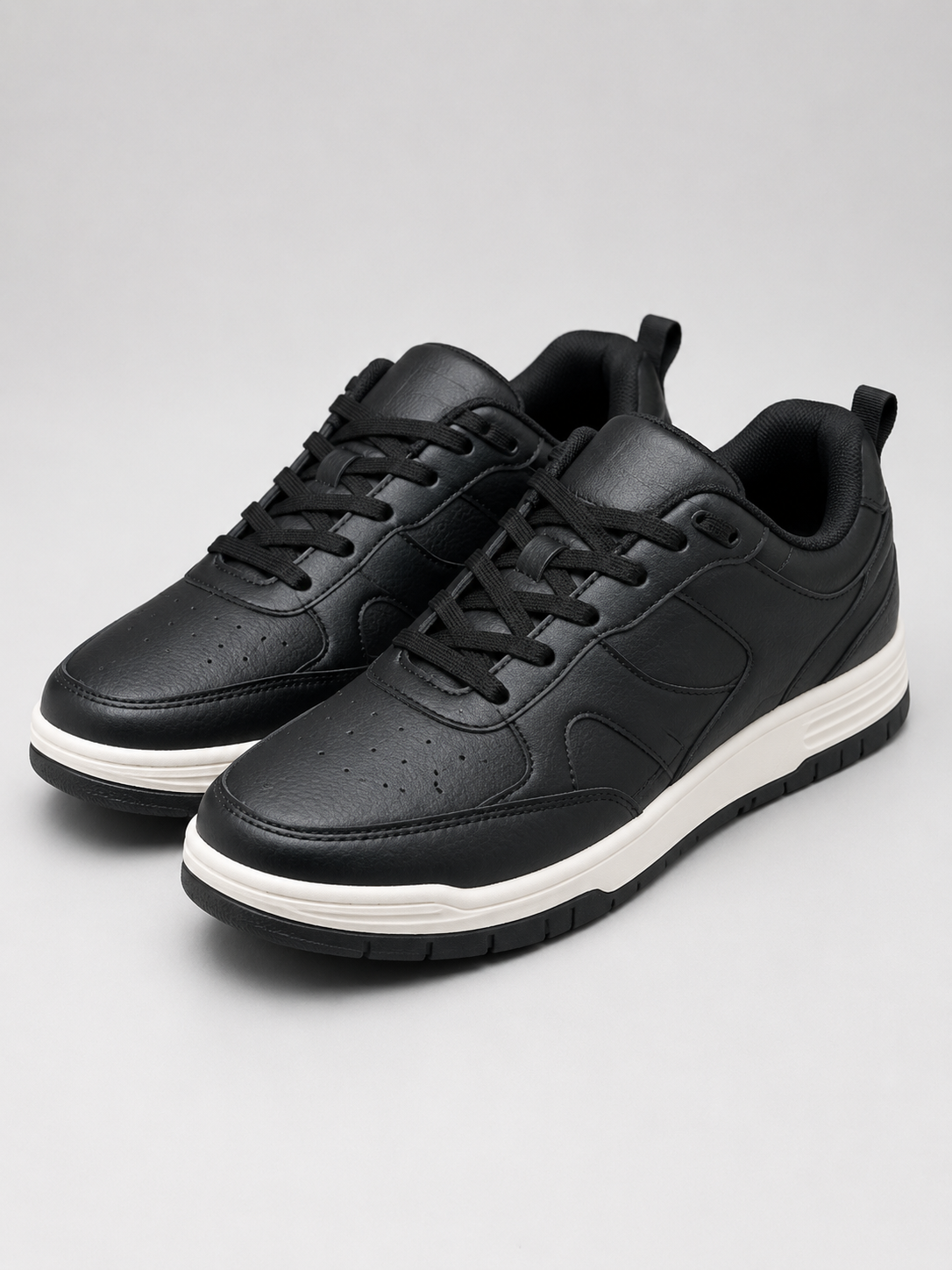 Men's Black Colour Casual Sneakers