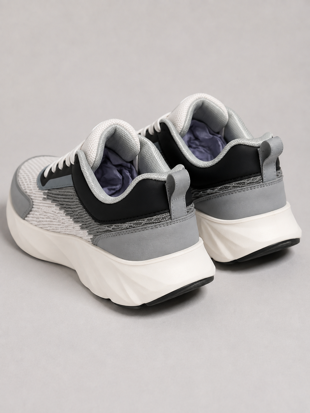 Men's Off White Colour Casual Shose