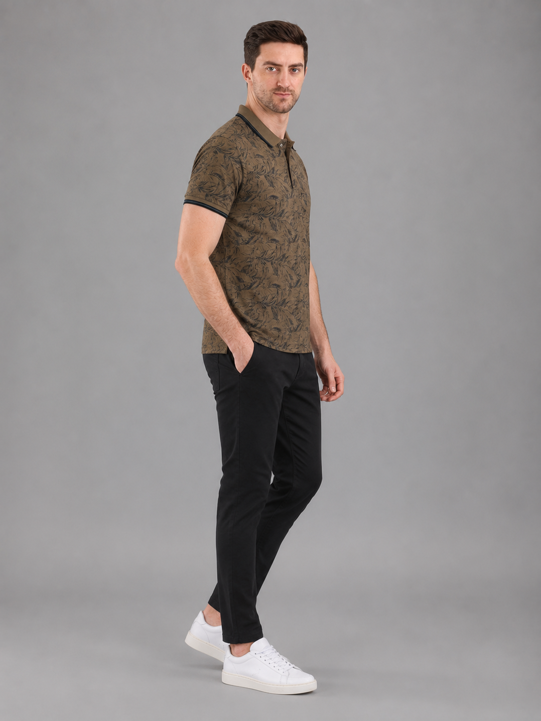 Men Green Colour Premium Solid Polo T-Shirt