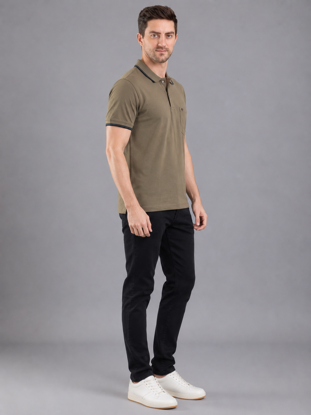 Men Green Colour Premium Solid Polo T-Shirt