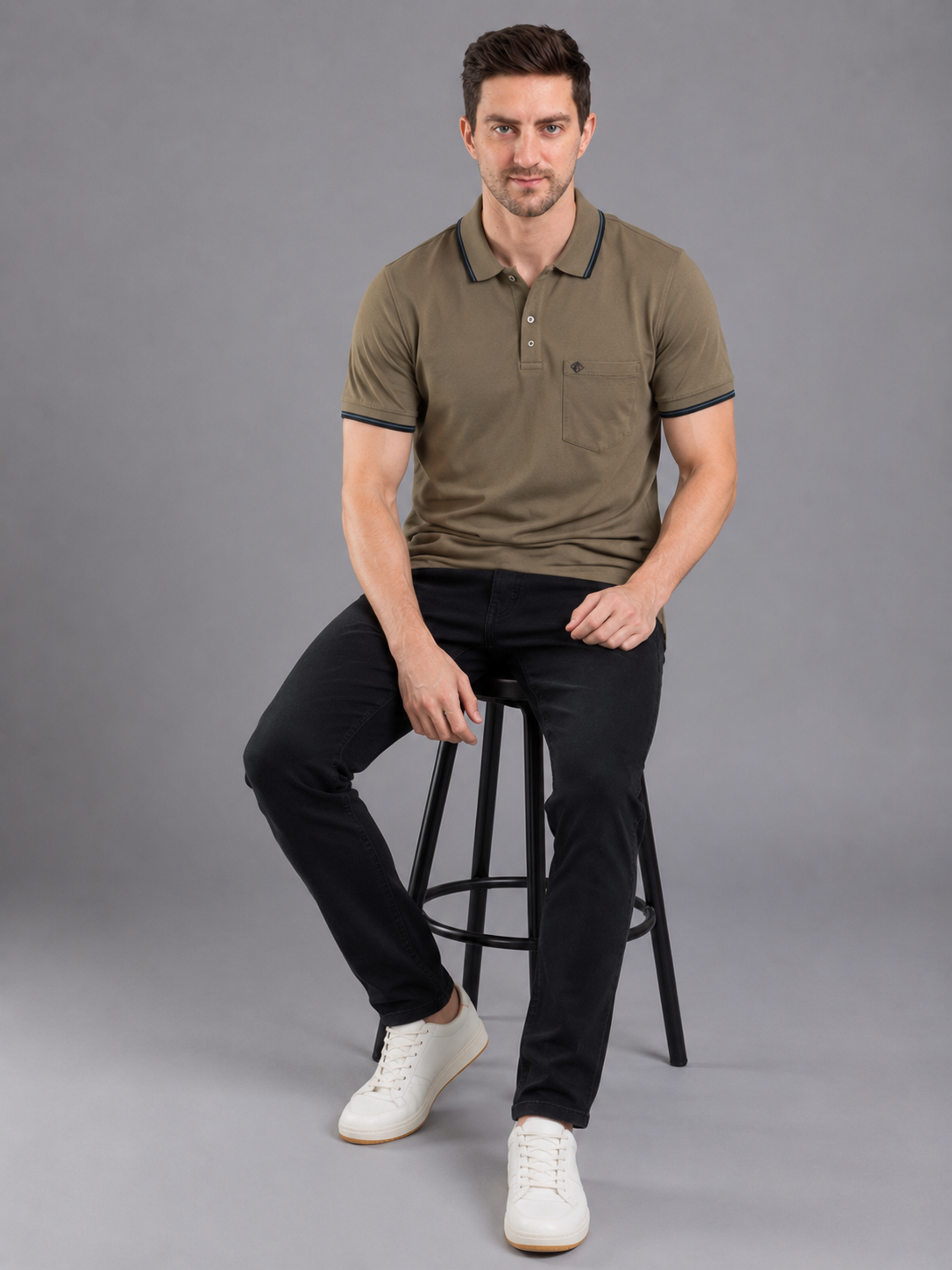 Men Green Colour Premium Solid Polo T-Shirt