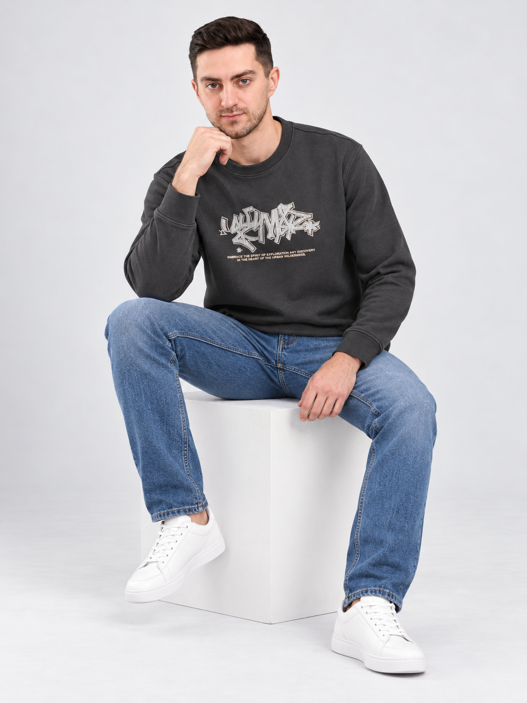 Men's Black Colour Regular Fit  Primium Sweatshirt