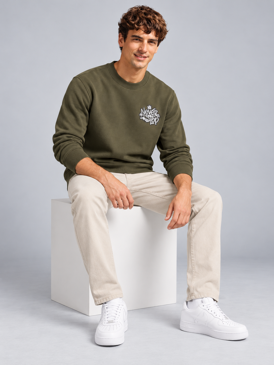 Green Colour Regular Fit  Primium Sweatshirt