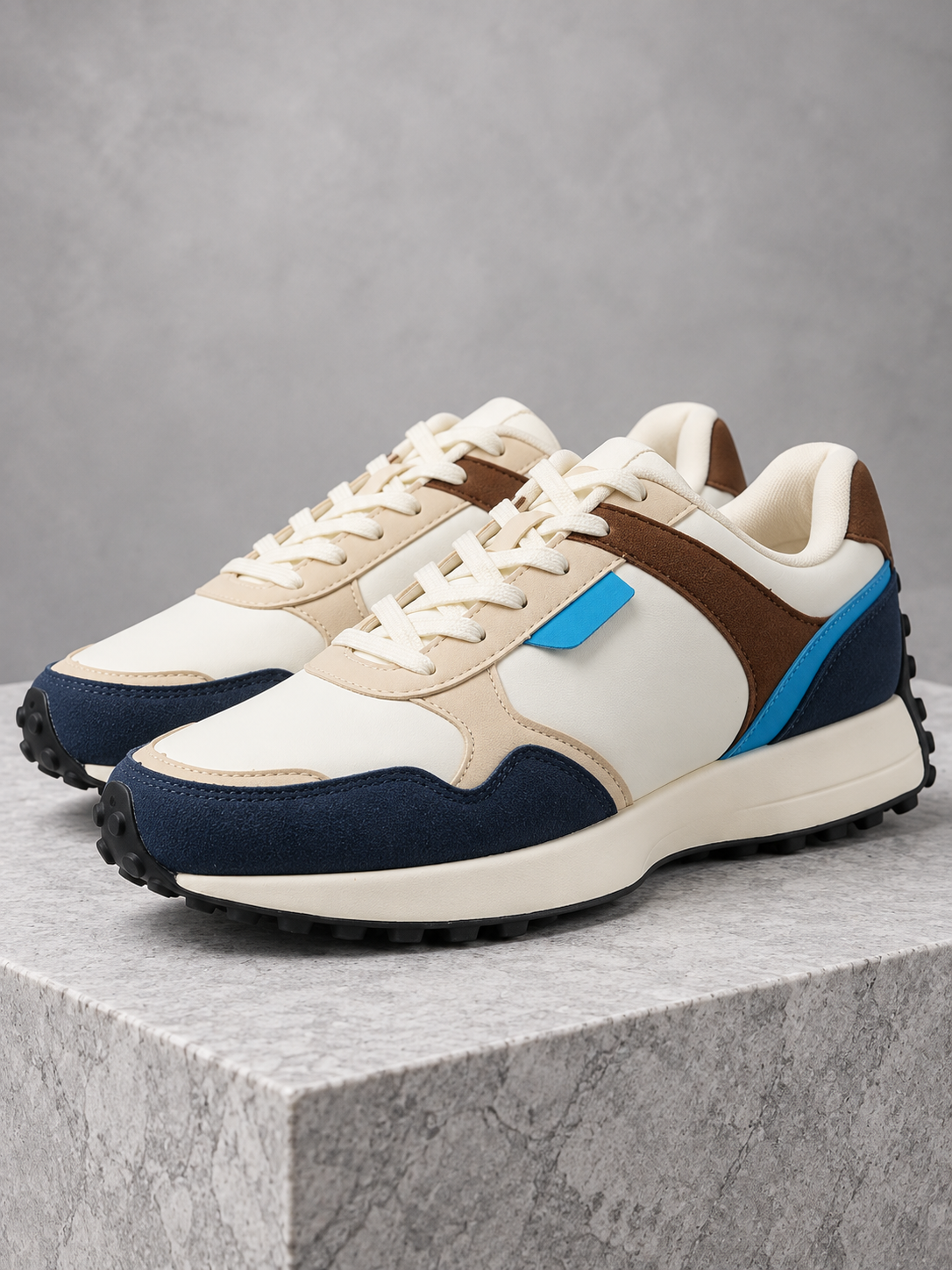 Men's Primum Off White Colour Casual Shose