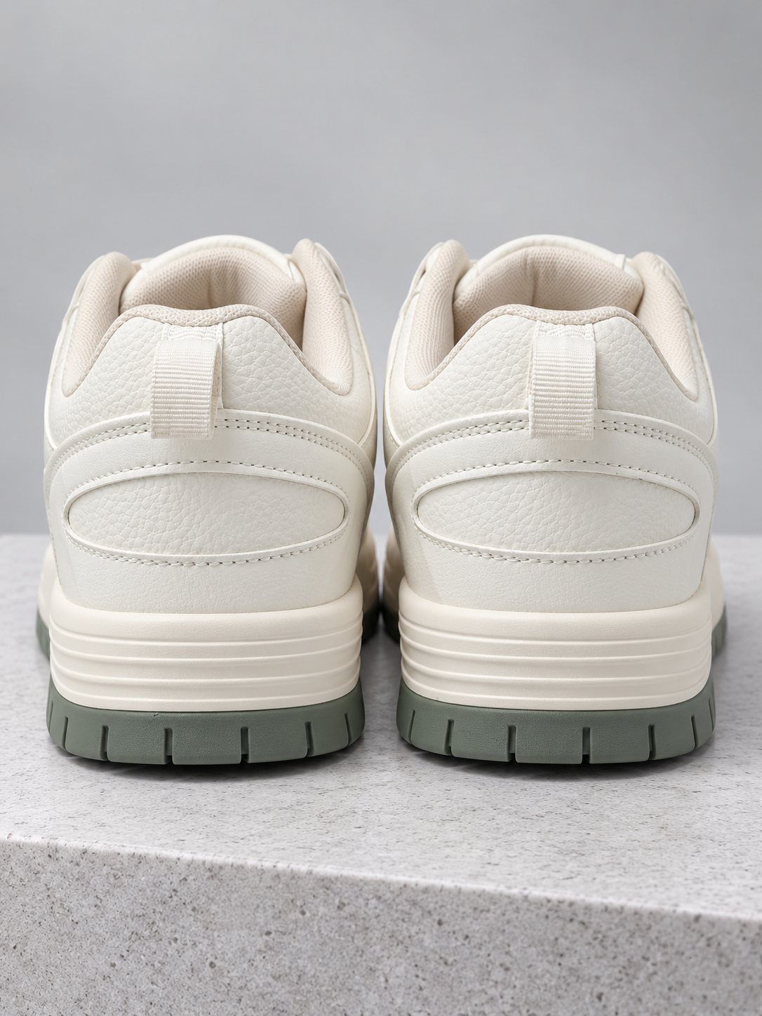 Men's Primum White Colour Casual Shose