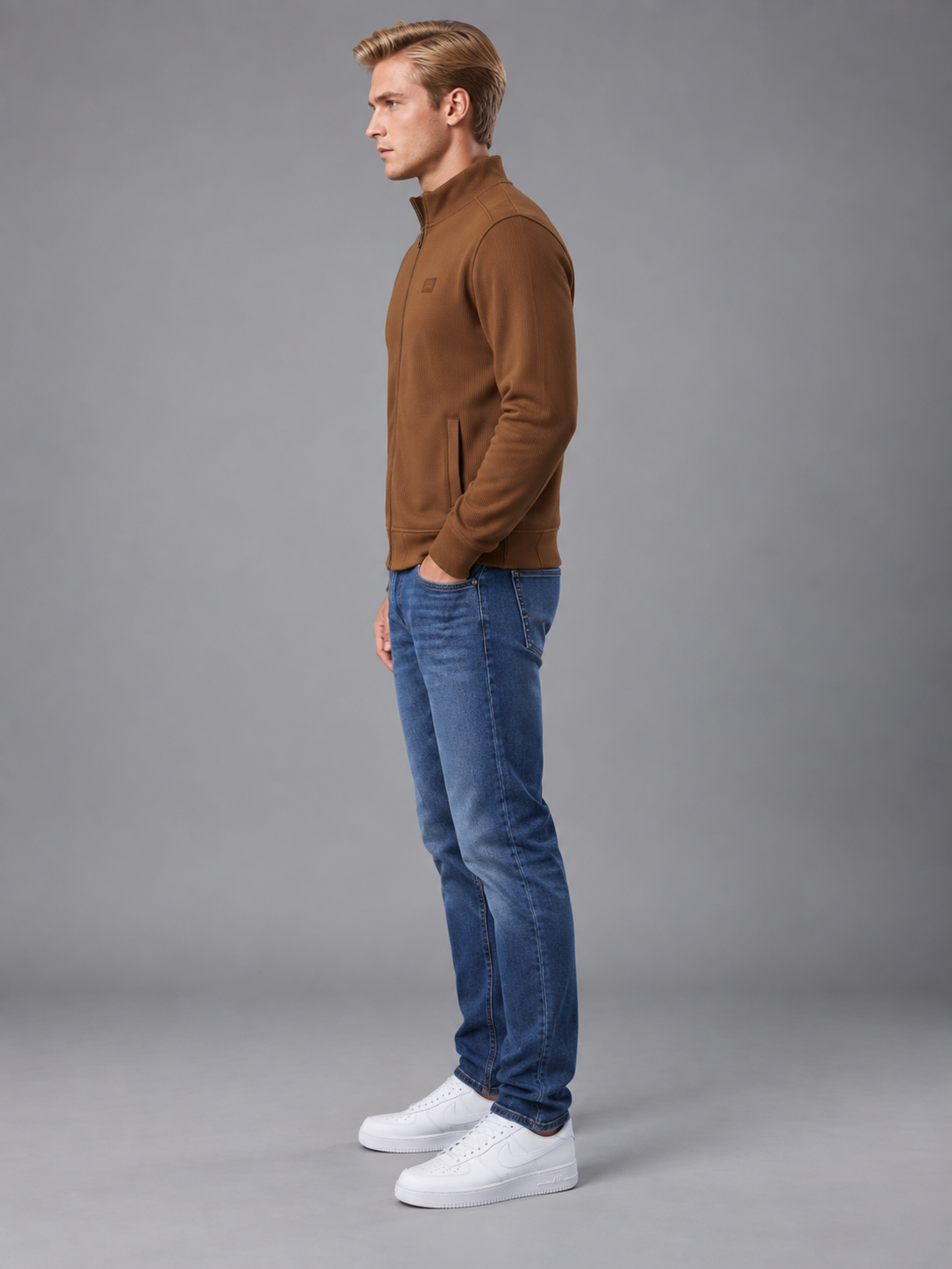 Men's Brown Solid Full Sleeves Sweatshirt